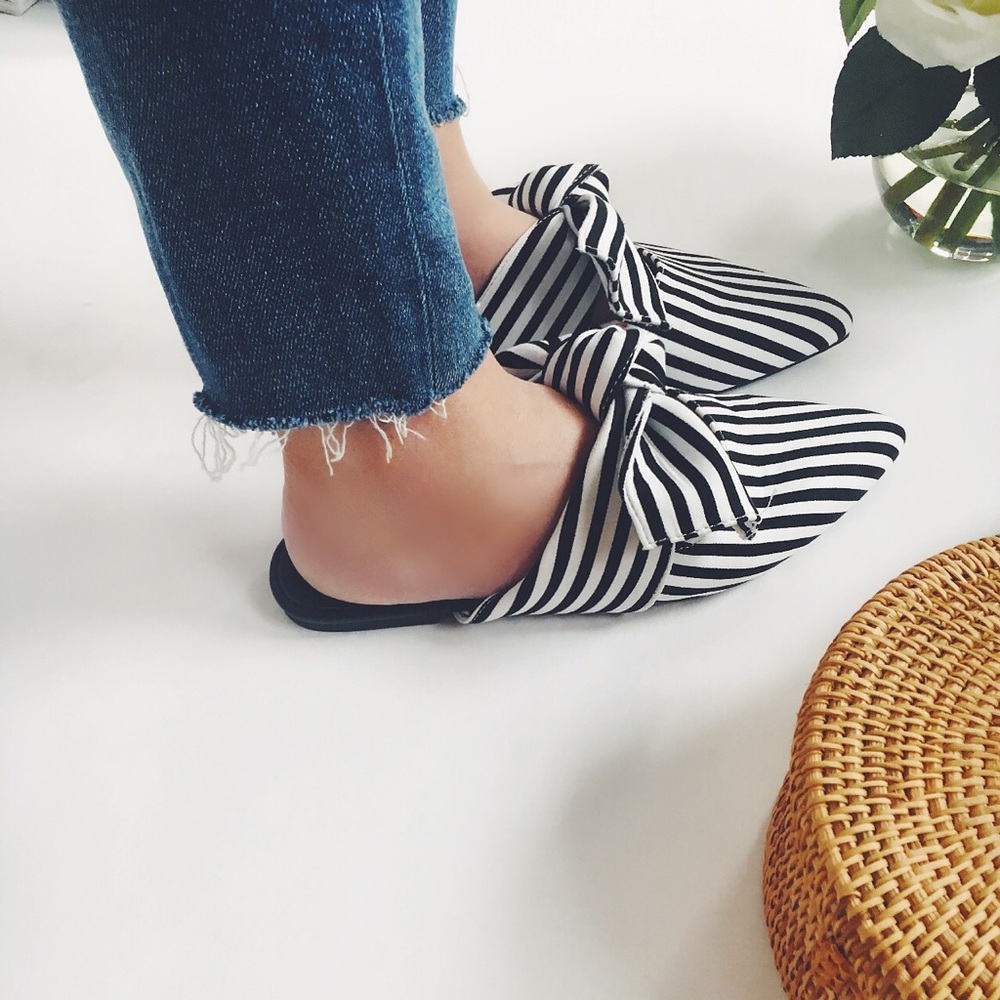 Last 1🆕Kyla Striped Pointy Toe Bow Mules - Picture 5 of 6